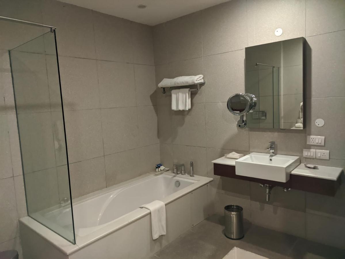 Fortune Select Global, Gurugram - Member Itc Hotels' Group Gurgaon Eksteriør billede